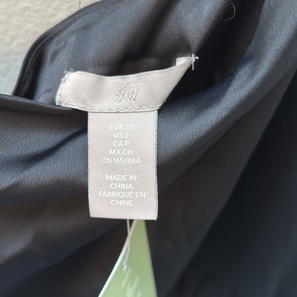 H&M Black Satin One-Shoulder Rhinestone Jumpsuit Small NWT - Picture 6 of 9